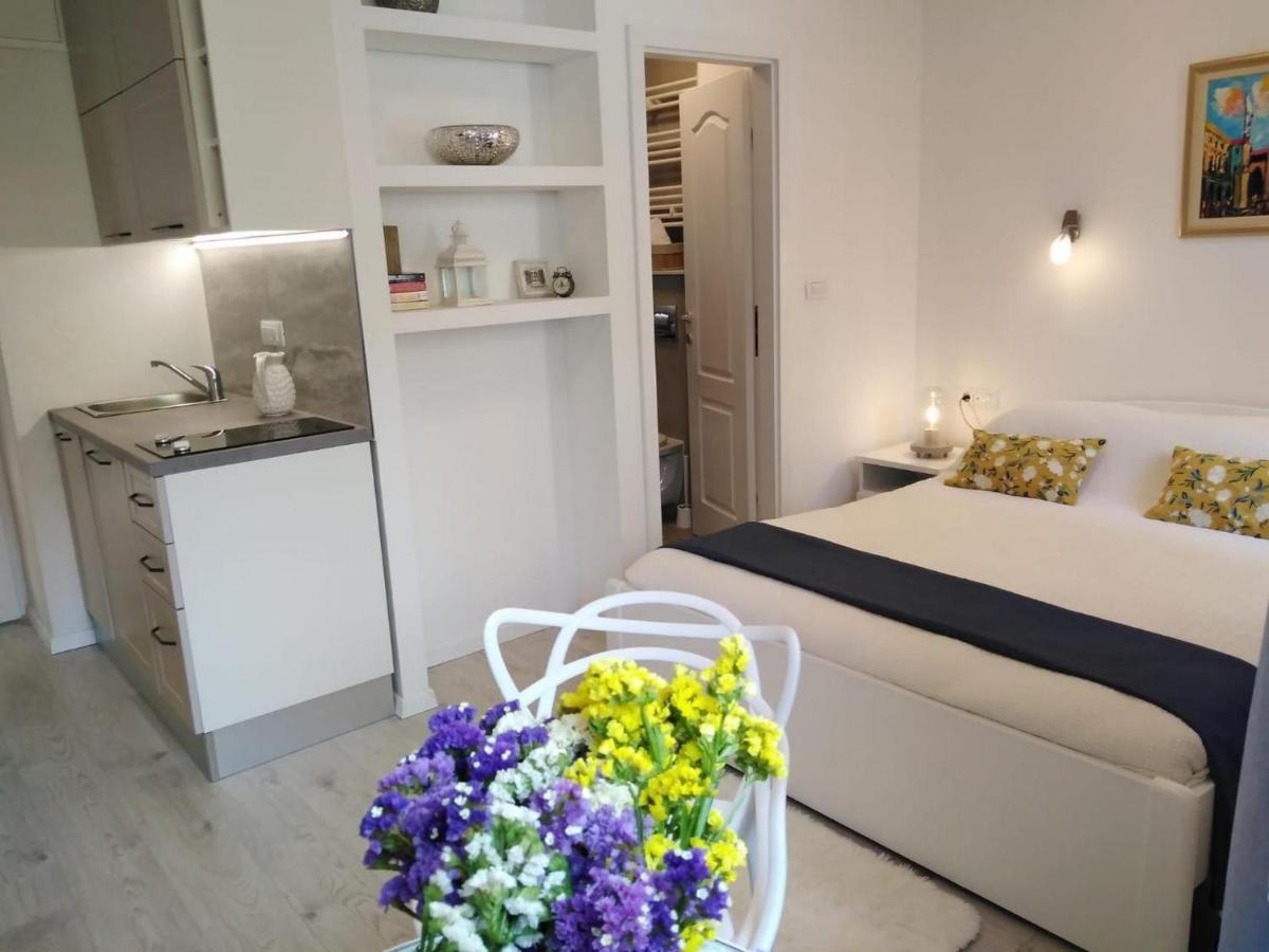 Joy Apartments Old Town Дубровник Екстериор снимка